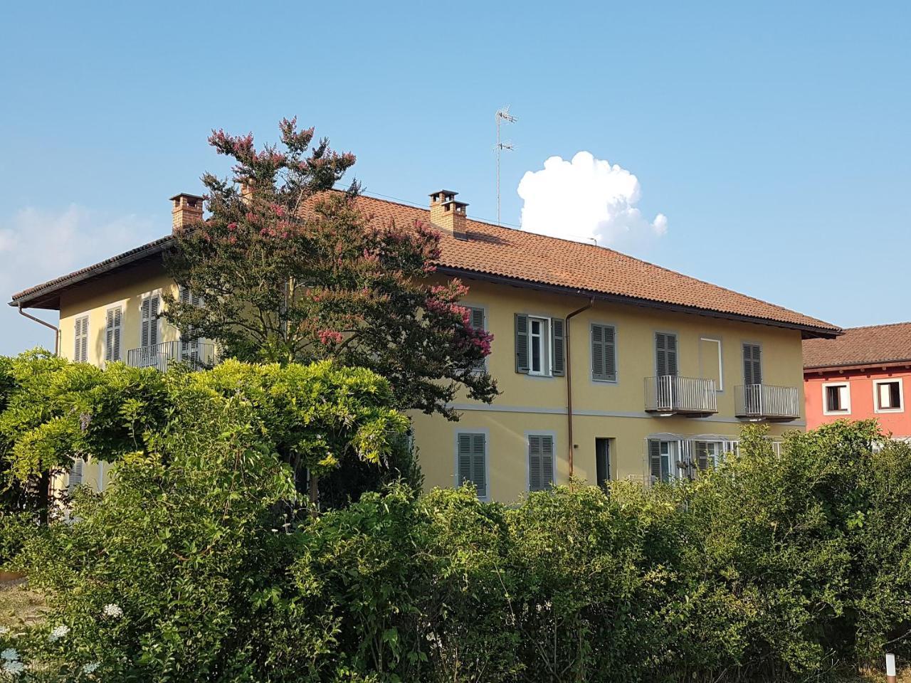 Hotel Locanda Ferro UNO, Golf Città di Asti Esterno foto